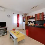 Apartment Luca Razanac