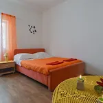 Luca Apartamento Ražanac