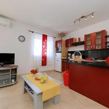 Apartamento Luca Ražanac